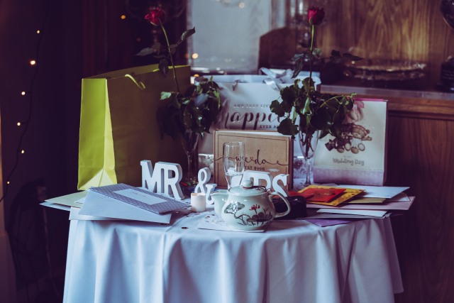 Ide Hadiah Pernikahan untuk Sahabat (Foto: Unsplash)