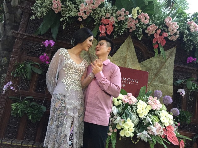Paula Verhoeven dan Baim Wong saling menatap mesra (Foto: Sarah Yulianti Purnama)