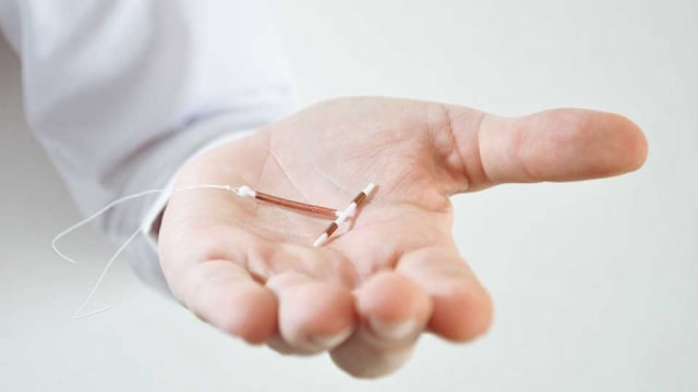 Perbedaan IUD Dan Pil KB, Mana yang Lebih Efektif? | kumparan.com