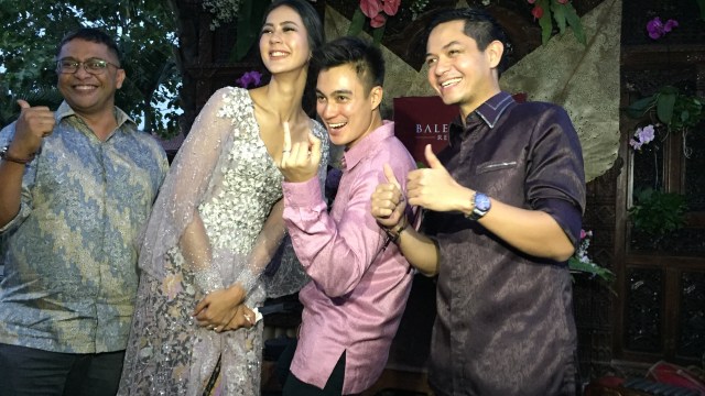 Dude Harlino di acara lamaran Baim Wong (Foto: Sarah Yulianti Purnama/kumparan)