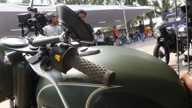 Spion motor modifikasi milik Gibran (Foto: Aditya Pratama Niagara/kumparanOTO )
