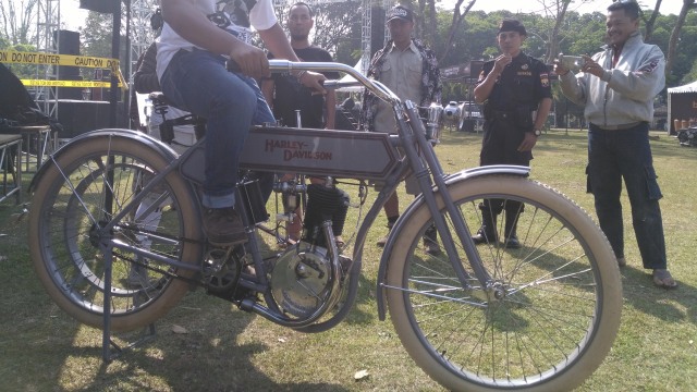 Ada Harley Dikayuh Pedal di Indonesia Heritage Motorcycles
