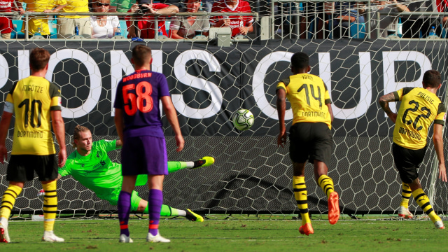 Gol penalti Pulisic. (Foto: REUTERS/Chris Keane)
