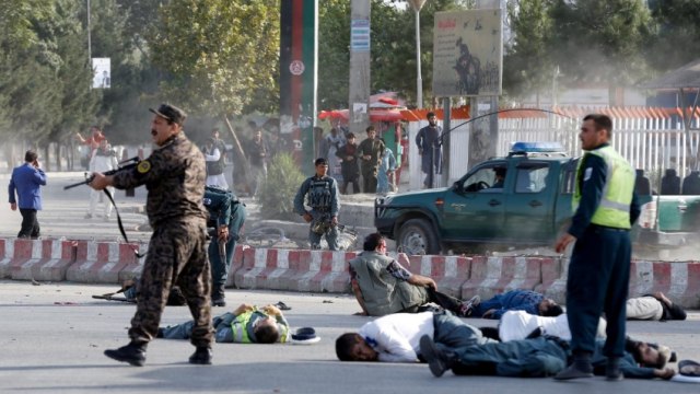 Bom bunuh diri di Kabul, Afghanistan (Foto:  REUTERS/Omar Sobhani )