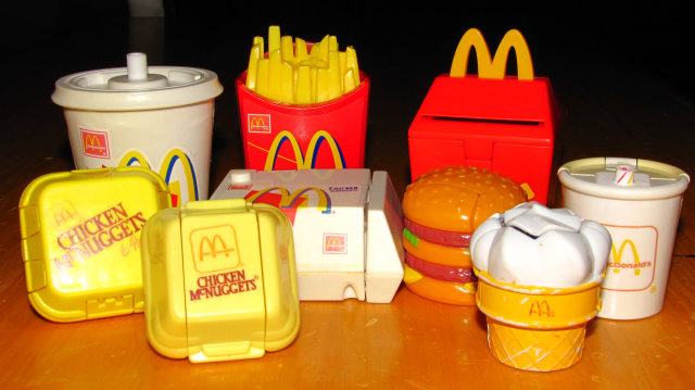McDonald's Happy Meal (Foto: Flickr/Tharrin)