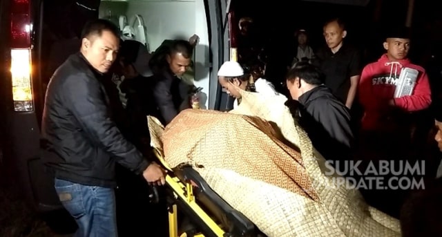 Jenazah Korban Keracunan Tutut Diotopsi di RS Bunut Sukabumi