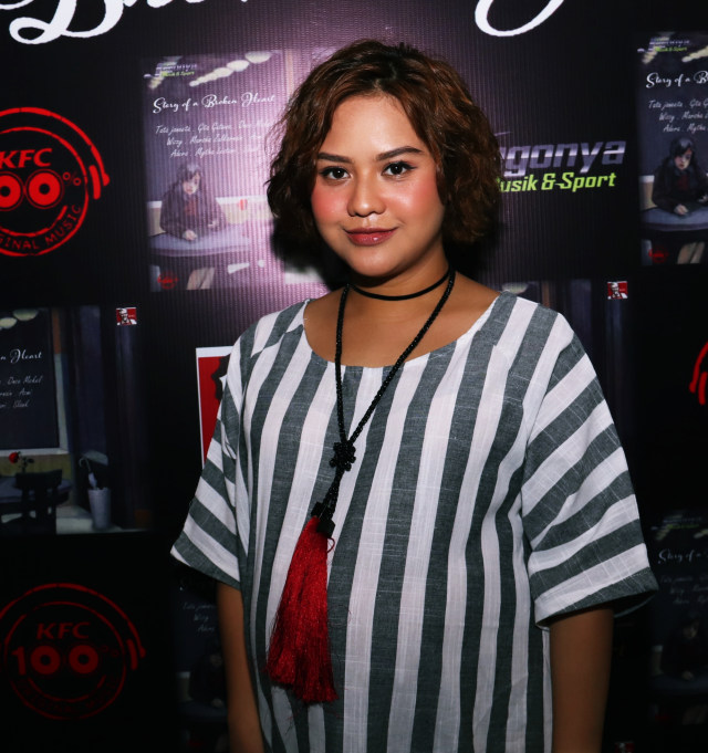 Jaga Psikologis Anak, Mytha Lestari Abaikan Komentar Negatif Netizen (508018)