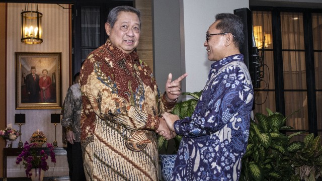 Pertemuan SBY dengan Zulkifli Hasan. (Foto: Aprillio Akbar/ANTARA)
