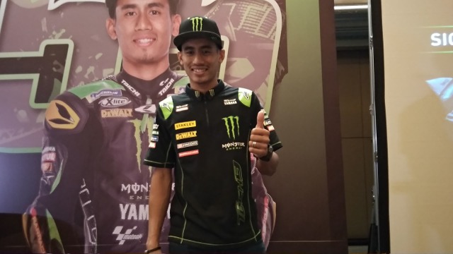 Pebalap MotoGP asal Malaysia, Hafizh Syahrin, datang ke Indonesia bersama CEO Sirkuit Sepang. (Foto: Aditia Rizki/kumparan)