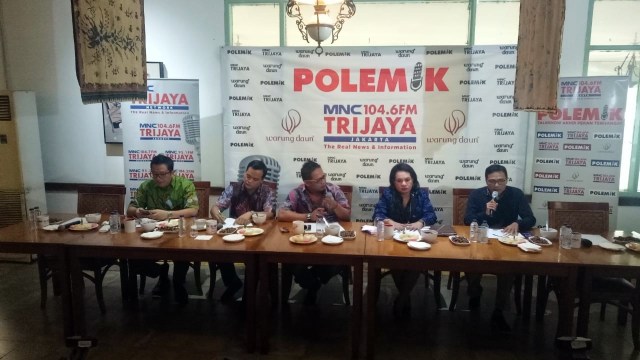 Diskusi Polemik MNC Trijaya 'Cerita Dibalik Capres Drama Copras-Capres' di Warung Daun, Cikini, Jakarta Pusat, Sabtu (28/7). (Foto: Adhim/kumparan)