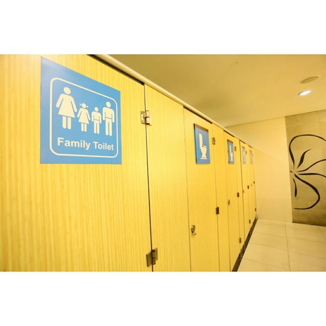 Family toilet di Bandara Ngurah Rai (Foto: Instagram/ngurahraiairport)