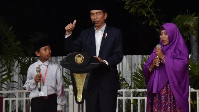 Jokowi resmikan Pesantren di Sumbawa Besar. (Foto: dok. Biro Pers Setpres)