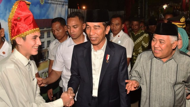 Jokowi resmikan Pesantren di Sumbawa Besar. (Foto: dok. Biro Pers Setpres)
