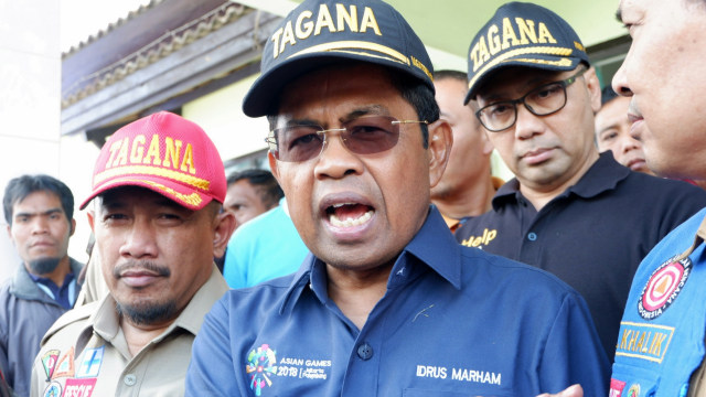 Menteri Sosial, Idrus Marham di Posko Gempa Sembalun, Lombok Timur, NTB. (Foto: Resya Firmansyah/kumparan)