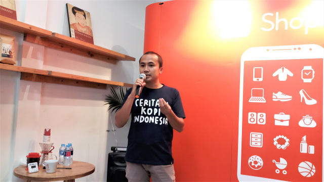 Abdul Aziz, Operational Manager Anomali Coffee (Foto: Dok. Adisty Putri Utami/kumparan)