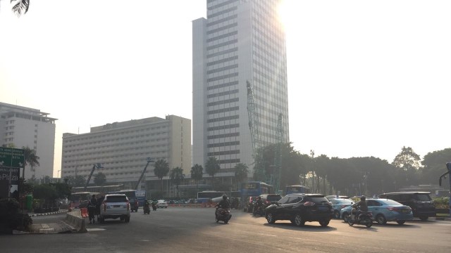 Lalin Pelican Crossing di HI Arah Monas Ramai Lancar (31/7). (Foto: Yuana Fatwallah/kumparan)