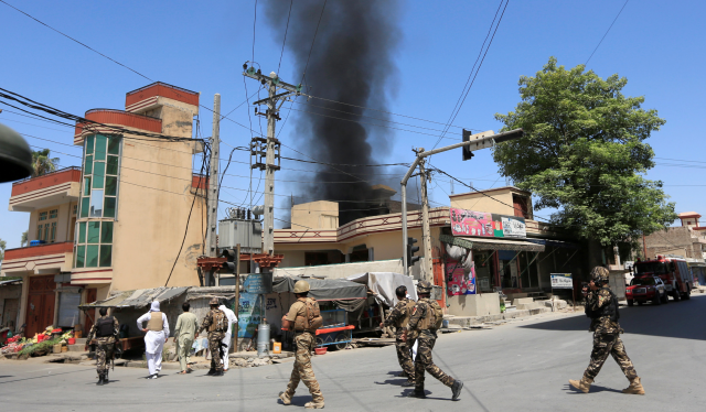 Ledakan di Afghanistan (Foto: REUTERS/Parwiz)