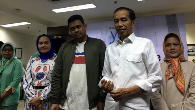 Jokowi di RS YPK Mandiri (Foto: Rafyq Panjaitan/kumparan)