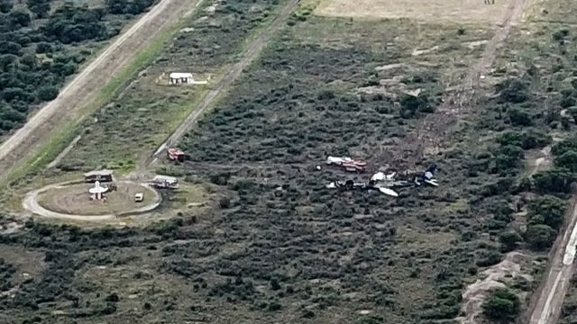 Kecelakaan Pesawat di Meksiko (Foto: AFP/KEVIN ALCANTAR)