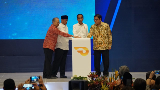 Presiden RI, Joko Widodo resmikan pembukaan GIIAS 2018. (Foto: Aditia Noviansyah/kumparan)