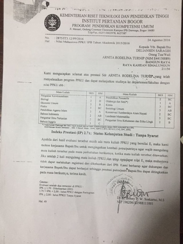 Dokumen Beasiswa Arnita Rodelina Turnip (Foto: Ade Nurhaliza/kumparan)