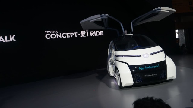 Toyota Concept - i Ride (Foto: Iqbal Firdaus/kumparan)
