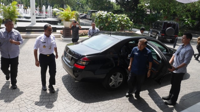 Wakil Presiden RI, Jusuf Kalla dan Gubernur DKI Jakarta, Anies Baswedan di Balai Kota, Jakarta, Jumat (3/8). (Foto: Dok. Tim Media Wapres)