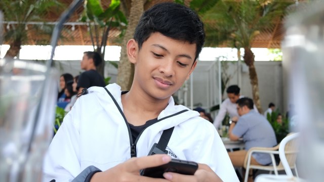 Rizky Faidan, pemain PES muda asal Bandung yang pernah mewakili Indonesia di SEA Finals Vietnam pada 2016. (Foto: Karina Nur Shabrina/kumparan)