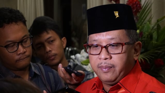 Sekjen DPP PDIP Hasto Kristiyanto di Pembekalan Bacaleg DPR RI. (Foto: Iqbal Firdaus/kumparan)