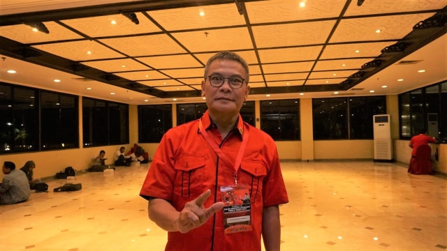 Johan Budi Sapto Prabowo usai acara pembekalan calon legislatif PDIP di Hotel Mercure, Ancol, Jakarta, Minggu (5/8). Foto: Jamal Ramadhan/kumparan