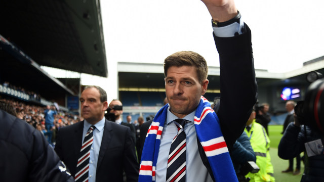 Steven Gerrard sebagai manajer Rangers. (Foto: ANDY BUCHANAN / AFP)
