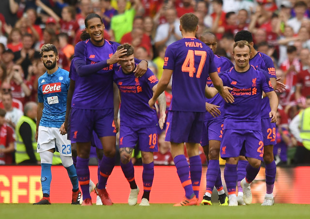 Pemain Liverpool rayakan gol di laga vs Napoli. (Foto: REUTERS/Clodagh Kilcoyne)