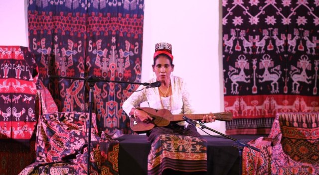 Bawa Musik Tradisional Sumba, Ata Ratu Keliling Eropa