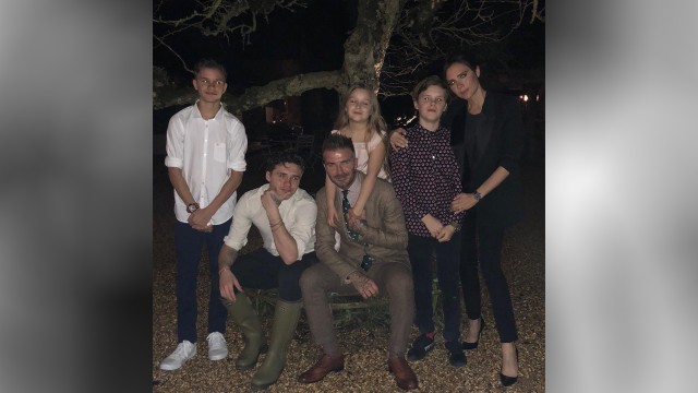 David Beckham bersama keluarga. (Foto: Instagram @davidbeckham)