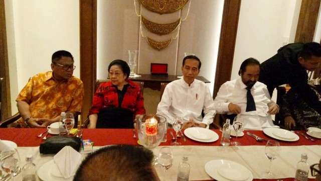 Bargaining Power Partai Koalisi Dinilai Jadi Pertimbangan Jokowi saat Reshuffle (40224)