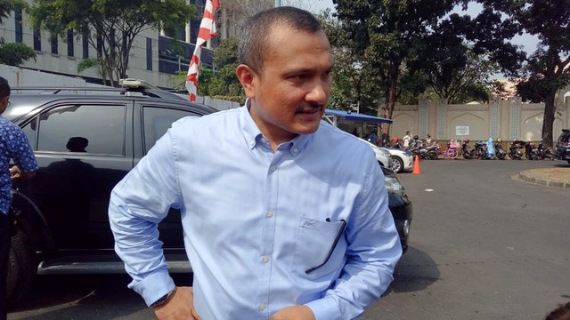 Kepala Divisi Advokasi dan Bantuan Hukum DPP Partai Demokrat, Ferdinand Hutahaean di rumah SBY di Kuningan, Jakarta Selatan, Jumat (10/8/2018). Foto: Adhim Mugni/kumparan