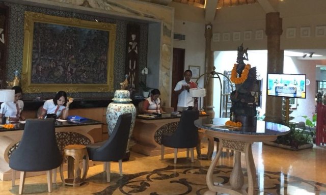 Dievakuasi dari Lombok, Turis Pindah ke Ubud