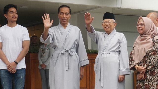 Jokowi dan Ma'ruf Amin di RSPAD Gatot Soebroto, Jakarta, Minggu (12/08/2018). (Foto: Irfan Adi Saputra/kumparan)