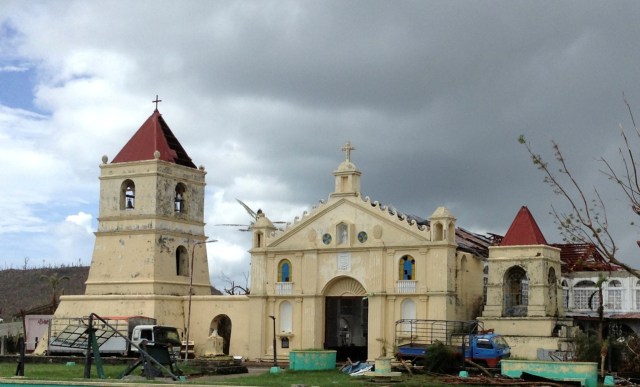 Gereja Katolik Kota Balangiga di Filipina (11/8). (Foto: REUTERS/Nathan Layne)