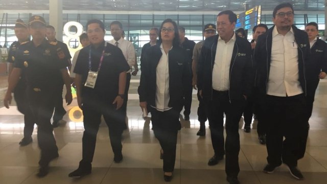 Menteri Keuangan, Sri Mulyani meninjau kesiapan Bea Cukai di Bandara Soekarno-Hatta, Tangerang, Banten, Senin (13/8/2018). (Foto: Nurul Nur Azizah/kumparan)