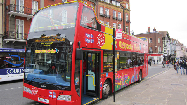 Bus Hop on Hop Off di UK. (Foto: Flickr / PINOY PHOTOGRAPHER)