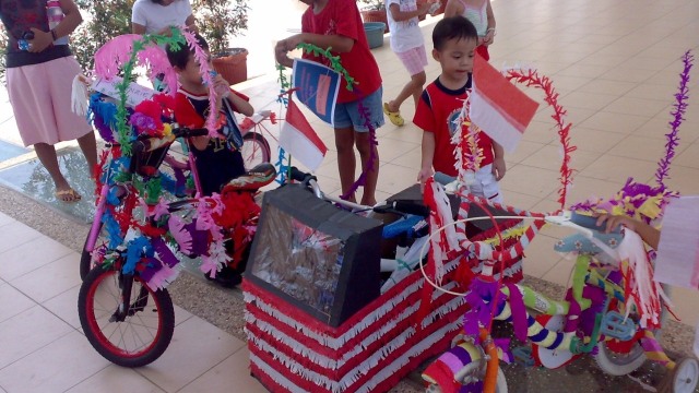 Sepeda hias anak untuk perayaan 17 Agustus. (Foto: Flickr/yukita_menyanyi80)