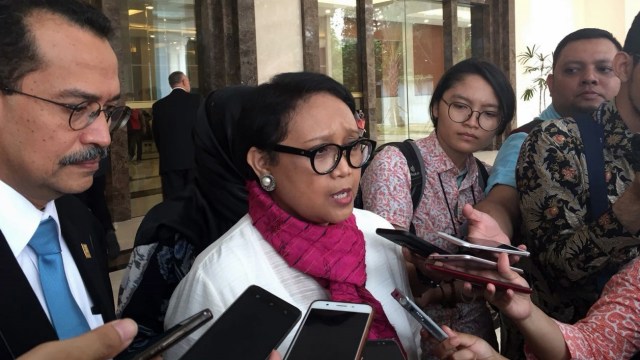 Menteri Luar Negeri Retno Marsudi di World Peace Forum Hotel Sultan, Jakarta (Foto: Yuana Fatwalloh/kumparan)