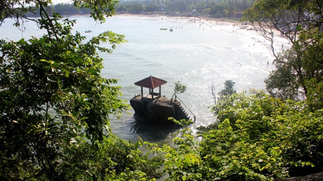 Pantai Karangbolong, Banten (Foto: Shutterstock)