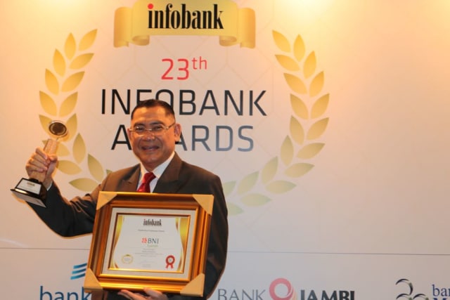 com-BNI Syariah meraih dua penghargaan di Infobank Awards 2018. (Foto: BNI Syariah)