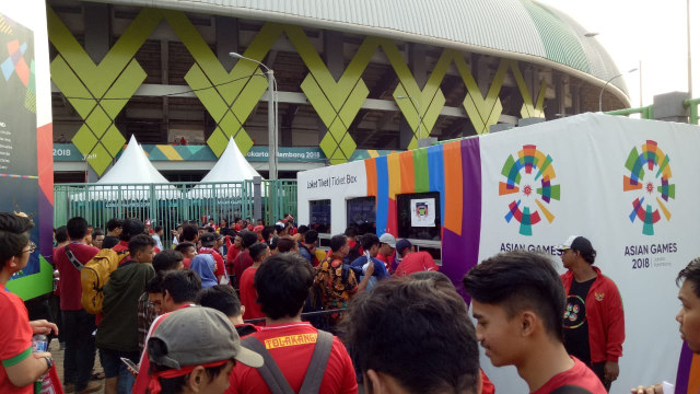 Suasana di Stadion Patriot Candrabragha jelang pertandingan Timnas Indonesia U-23 menghadapi Palestina, Rabu (15/8/2018). (Foto: Alan Kusuma/kumparan)