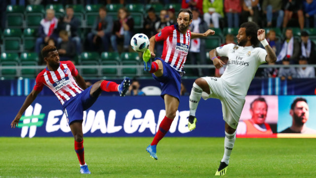 Laga Piala Super Eropa, Atletico Madrid vs Real Madrid. (Foto: REUTERS/Ints Kalnins)