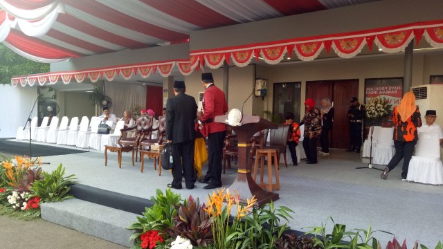 Suasana jelang upacara kemerdekaan di Universitas Bung Karno Jakarta. (Foto: Aprilandika Pratama/kumparan)