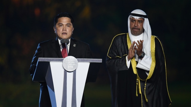 Ketua INASGOC, Erick Thohir, memberikan pidato pada pembukaan Asian Games 2018. (Foto: Jewel Samad/AFP)