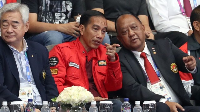 Presiden Joko Widodo kala menghadiri event taekwondo di JCC. (Foto: Reuters/Cathal Mcnaughton)
